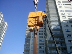 Used vibro hammer PVE 2312 VM to work on a crane or piling rig