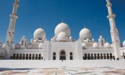 Abu Dhabi City Tour with Sheikh Zayed Grand Mosque